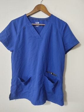 Koi Classics Women's Royal Blue V-Neck Medical Scrub Top M